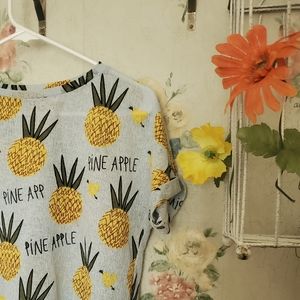 Womens crop top T shirt